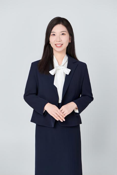 刘英