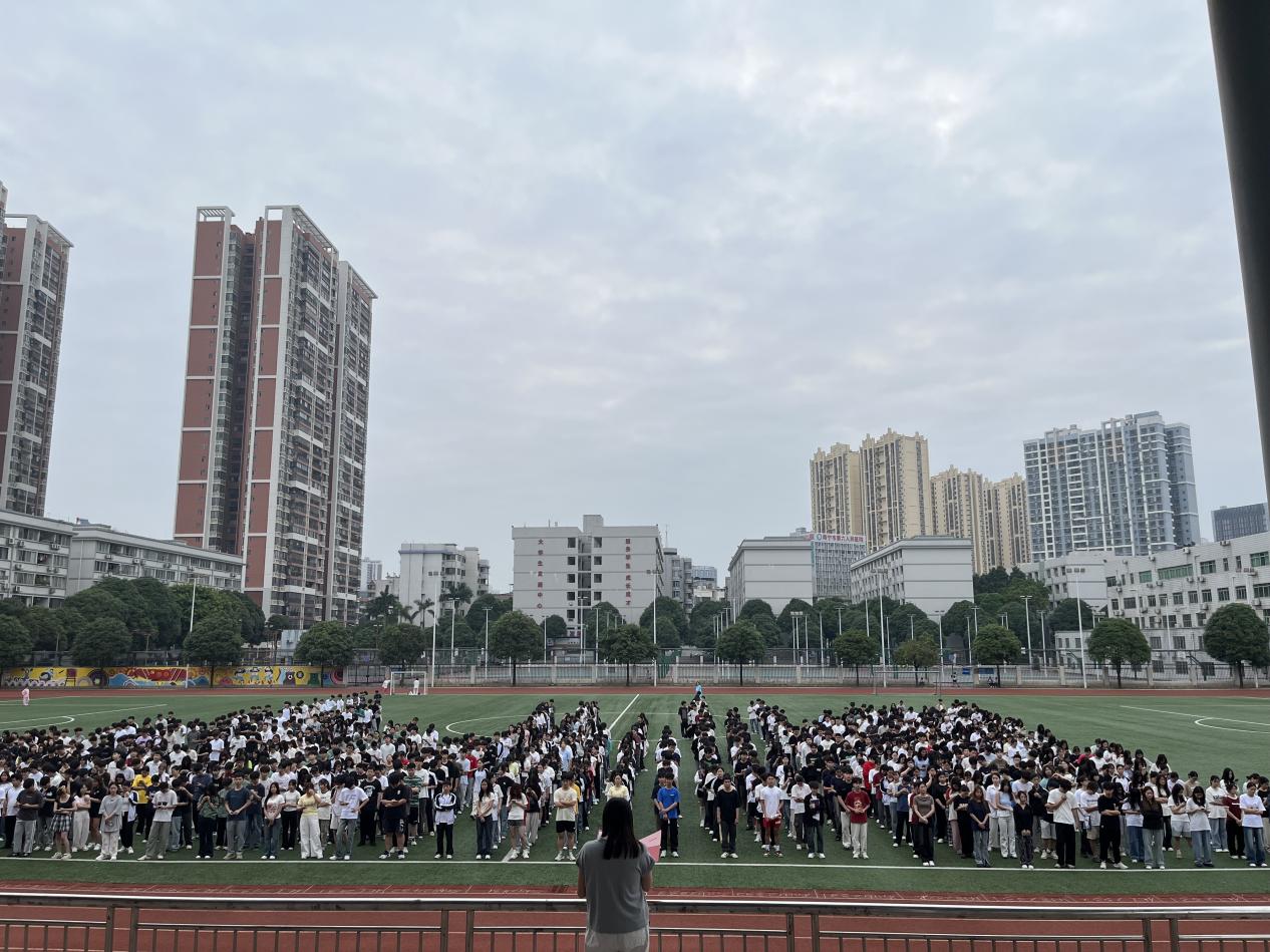 化工技术学院开展早锻炼暨主题教育活动