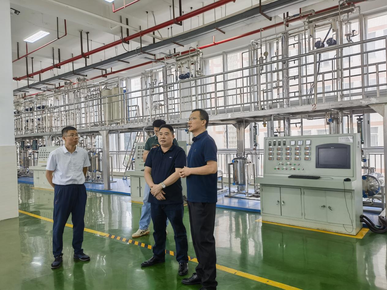广西物流职业技术学院生态环保学院到我院调研交流