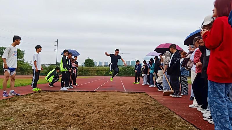 跳远赛项选拔现场.jpg