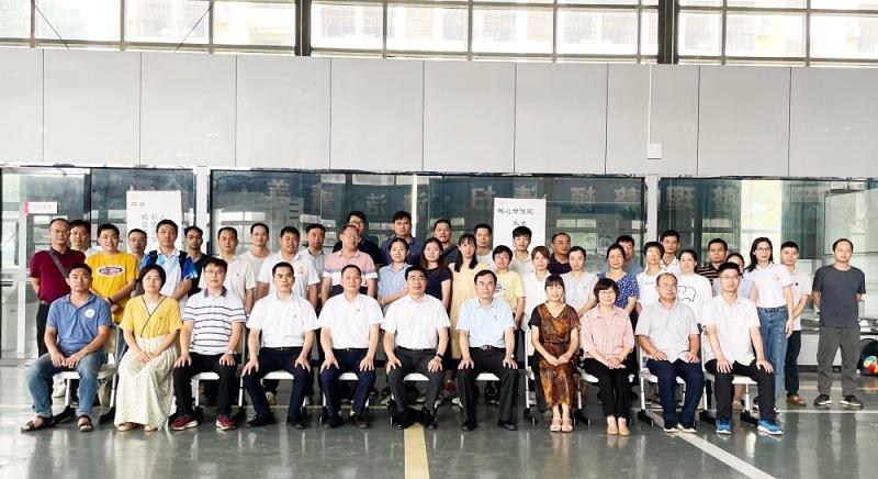 车辆工程学院组织开展迎“七一”工会活动