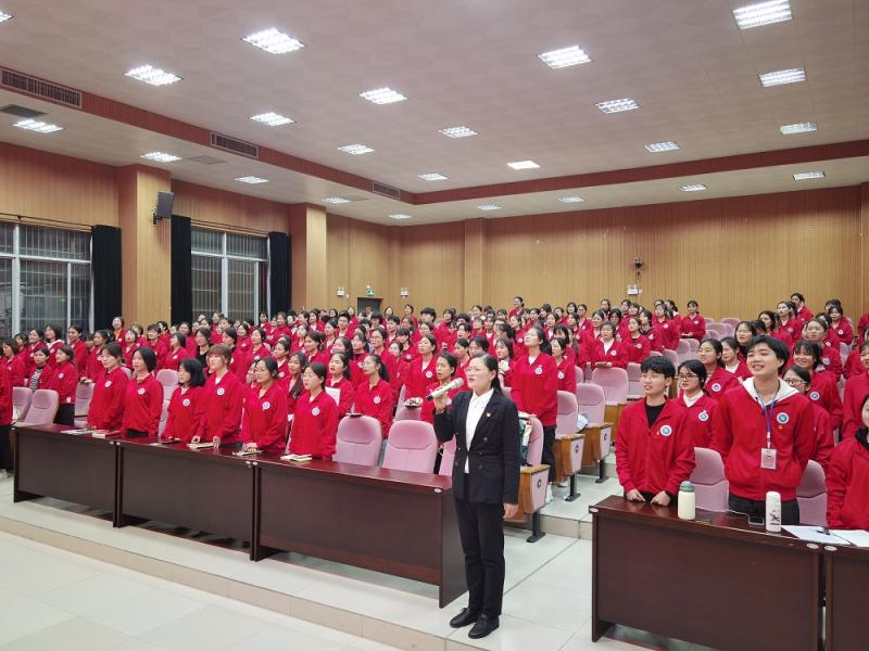 齐唱《没有共产党就没有新中国》.jpg