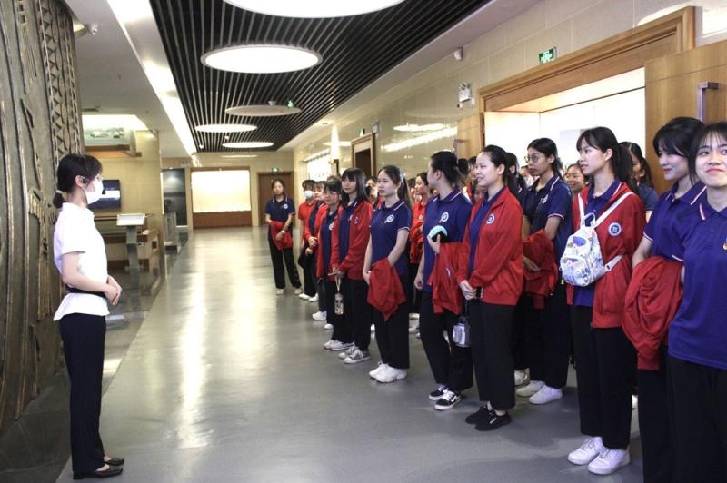 【学史增信】幼师教育学院艺锋团前往贵港市博物馆参观学习