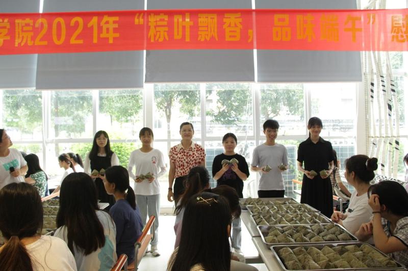 活动现场.jpg