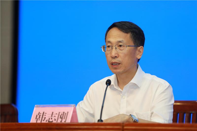 自治区诊改专委会主任委员、英国上市公司官网365党委书记韩志刚布置2021年诊改工作.jpg