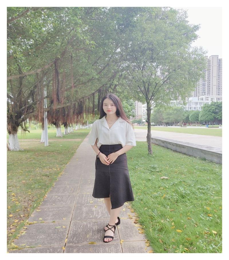 C:UserscfbDesktop\u8bed文1838班 熊丽.jpg