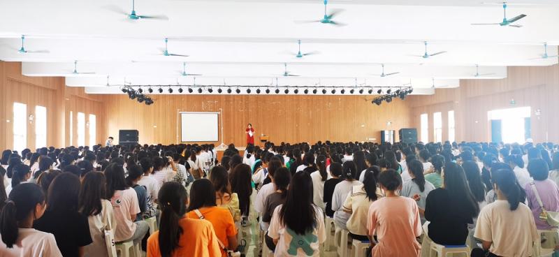 幼师教育学院开展2021级新生专业介绍会