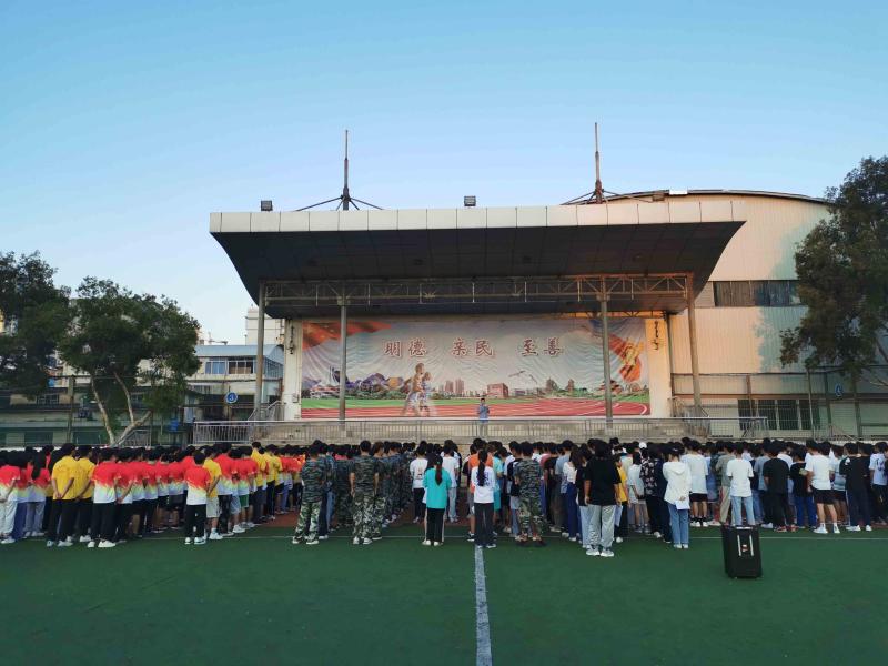 周课现场（小尺寸）.jpg