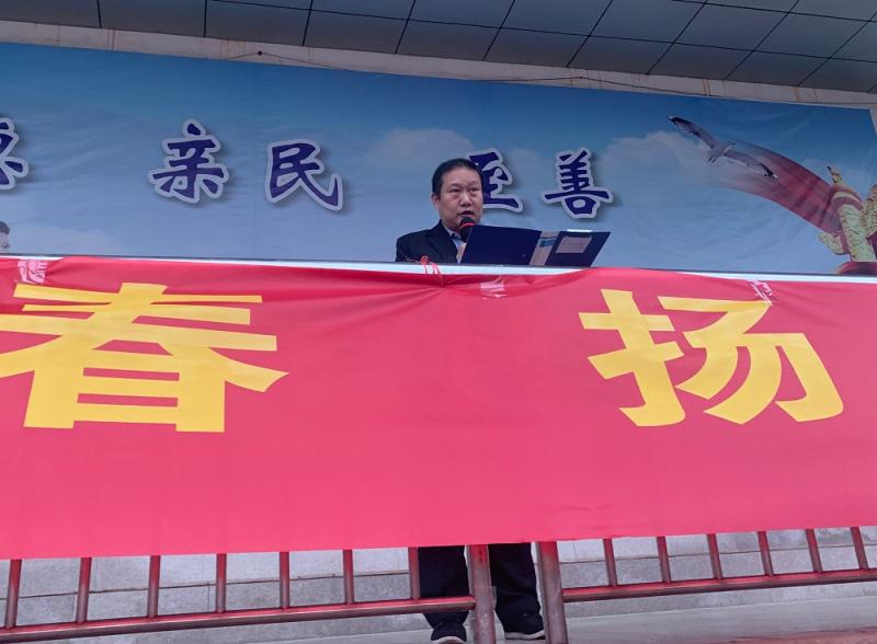 医药健康学院关革强书记在一校区发言.jpg