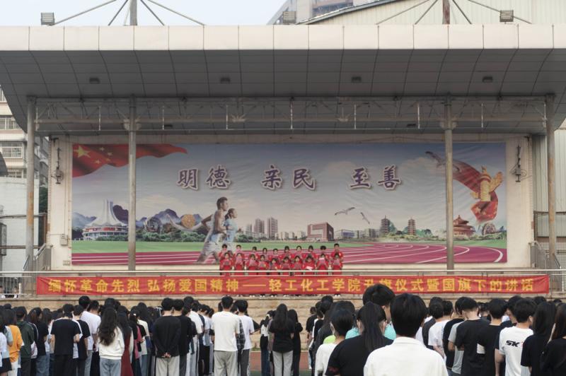 红星营诗朗诵_副本.jpg