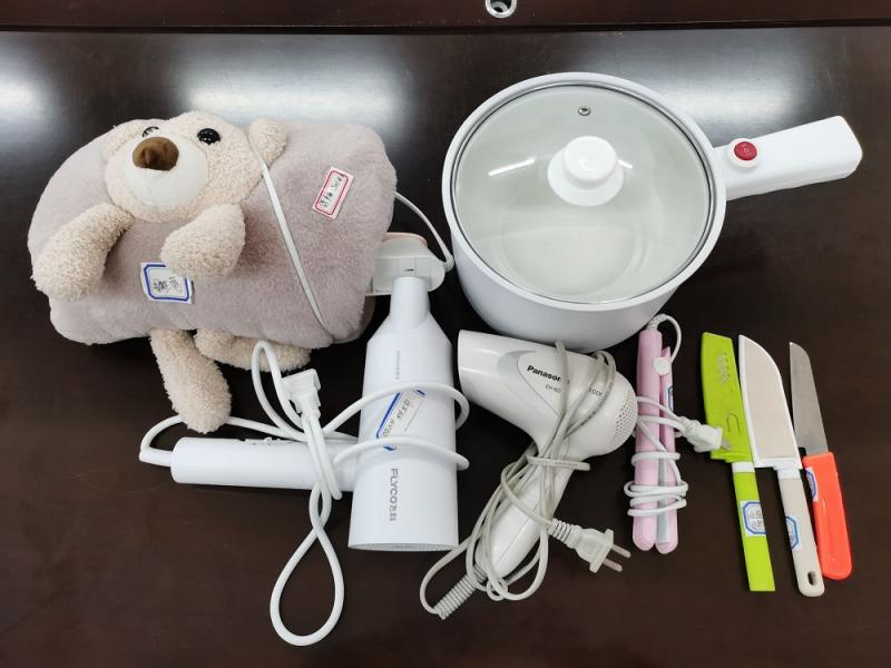 图2 检查发现的违纪物品.jpg