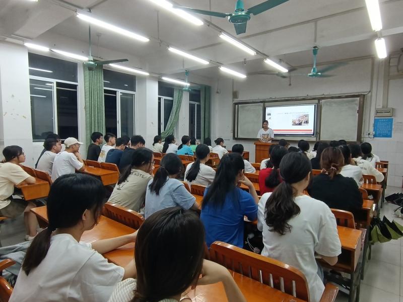 学习现场.jpg