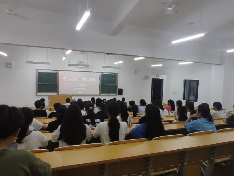 同学们学习现场（三校区）.jpg