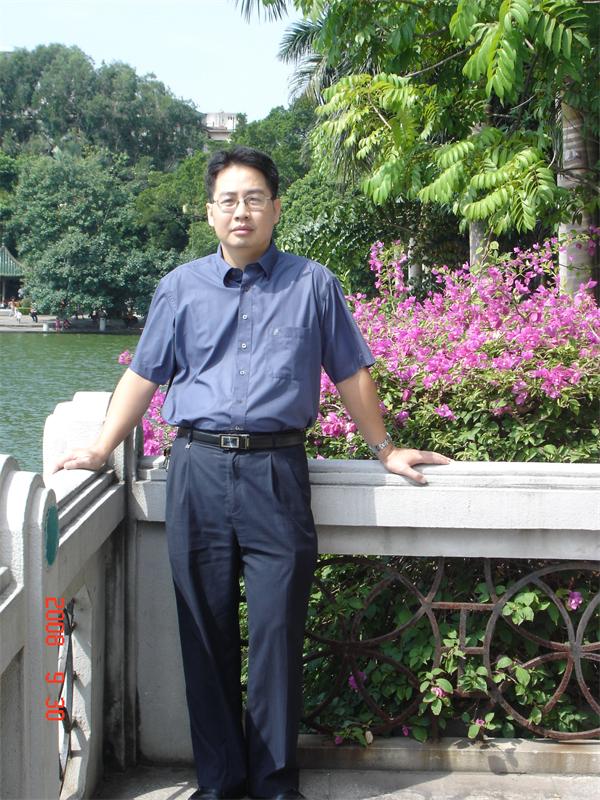 谢业东教授