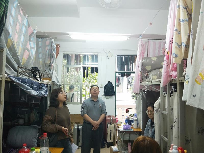 工商管理学院开展新学期宿舍安全检查