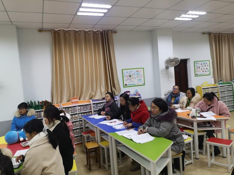 C:UsersAdministratorDesktop‚1.1.11幼师教育学院《幼师教育学院开展新进教师试讲活动》\u5e7c师教育学院开展新进教师试讲活动\u56fe3：指导老师听评课.jpg