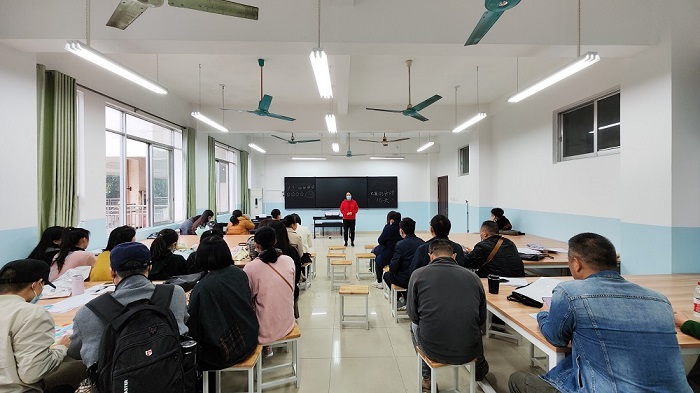 幼师教育学院组织全体专任教师对学前教育专业学生技能大赛备赛展示进行观摩
