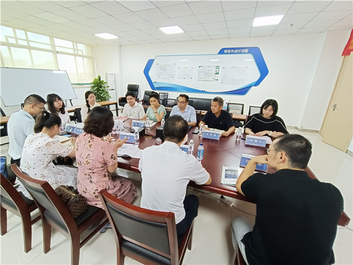 医药健康学院赴广西广投医药健康产业集团考察交流