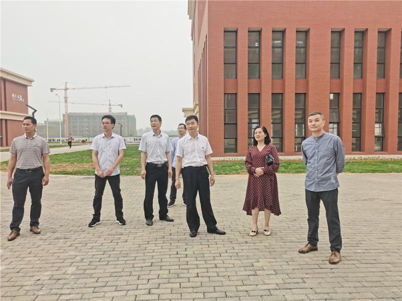 学校党委副书记罗生芳到智能制造学院走访交流