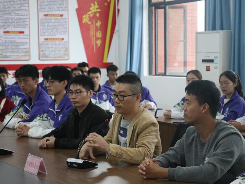 智能制造学院与轻工化工学院联合开展学生党支部交流活动