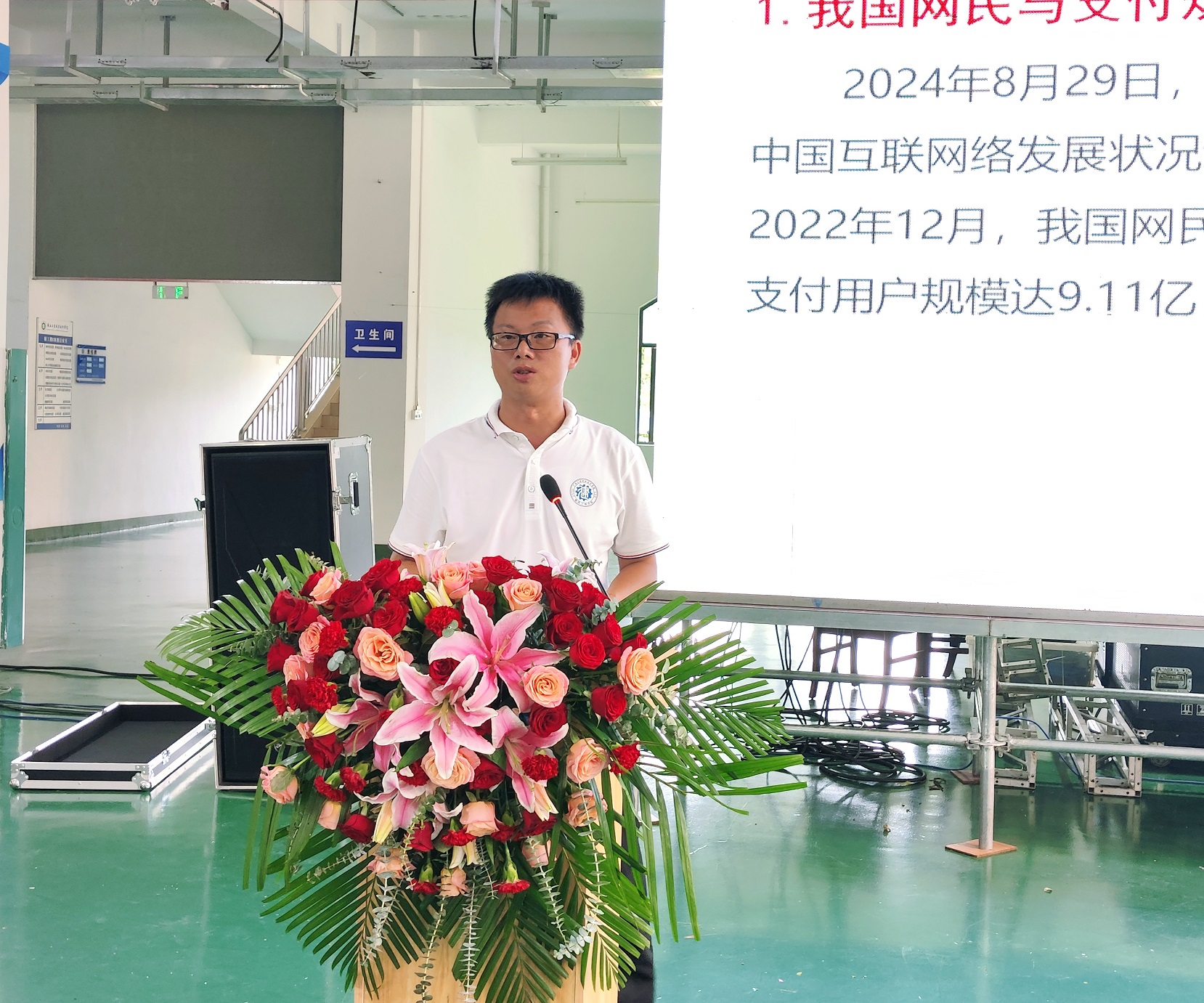 7e1085cb72e54bb7801e09ea3abf8dcc.jpg