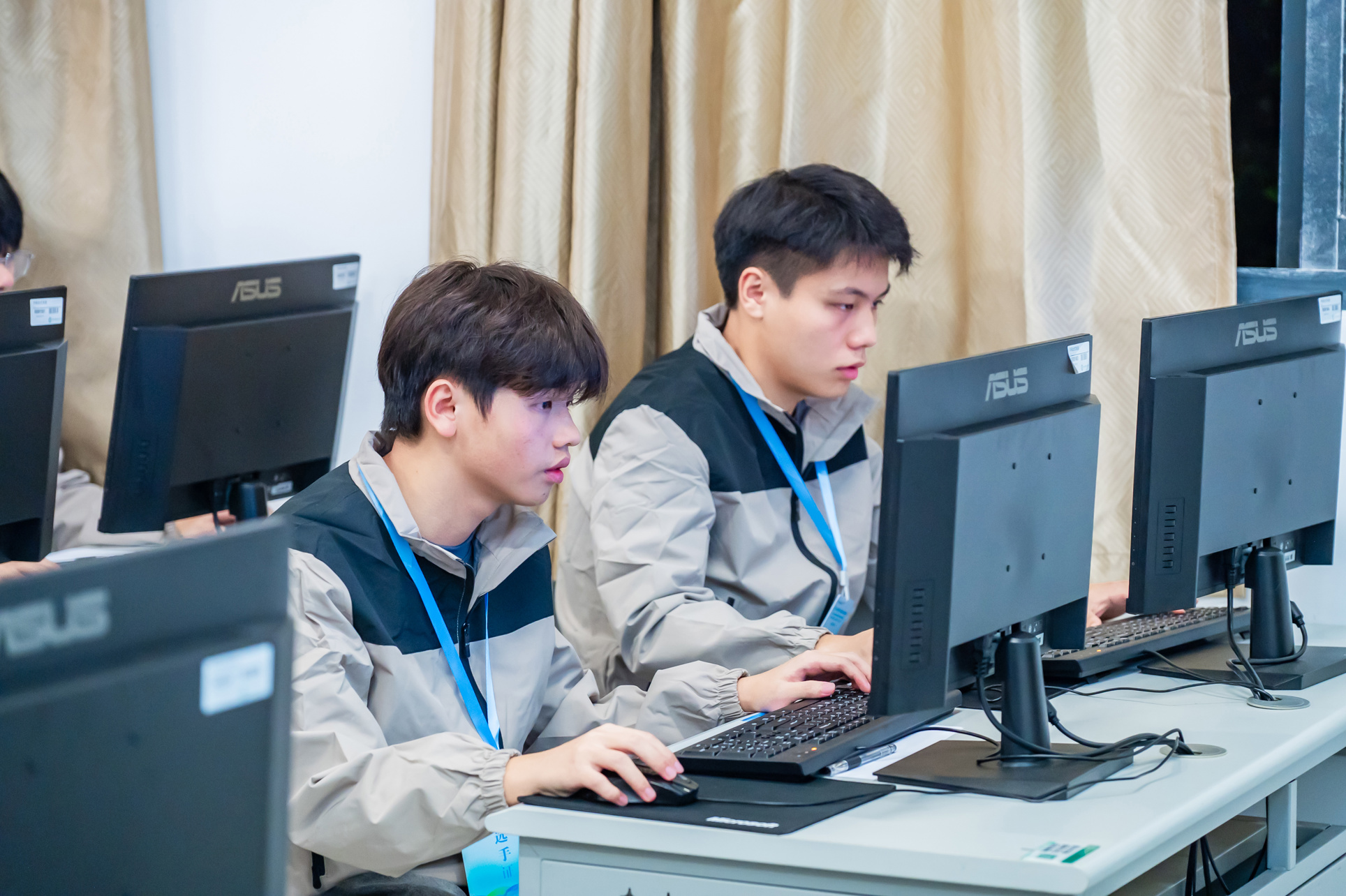 选手王钰喜比赛中