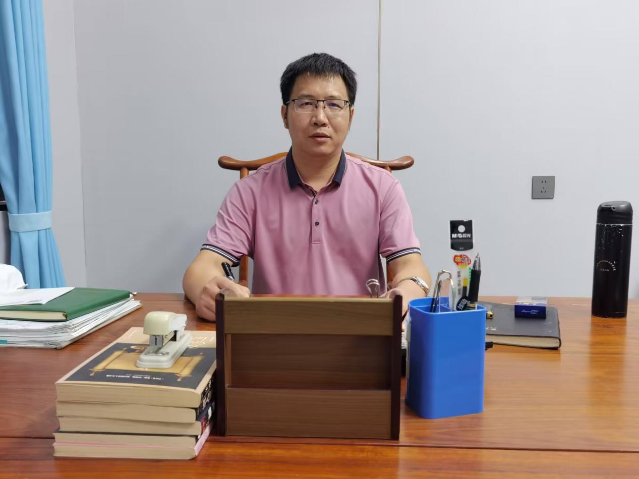 杨志强照片