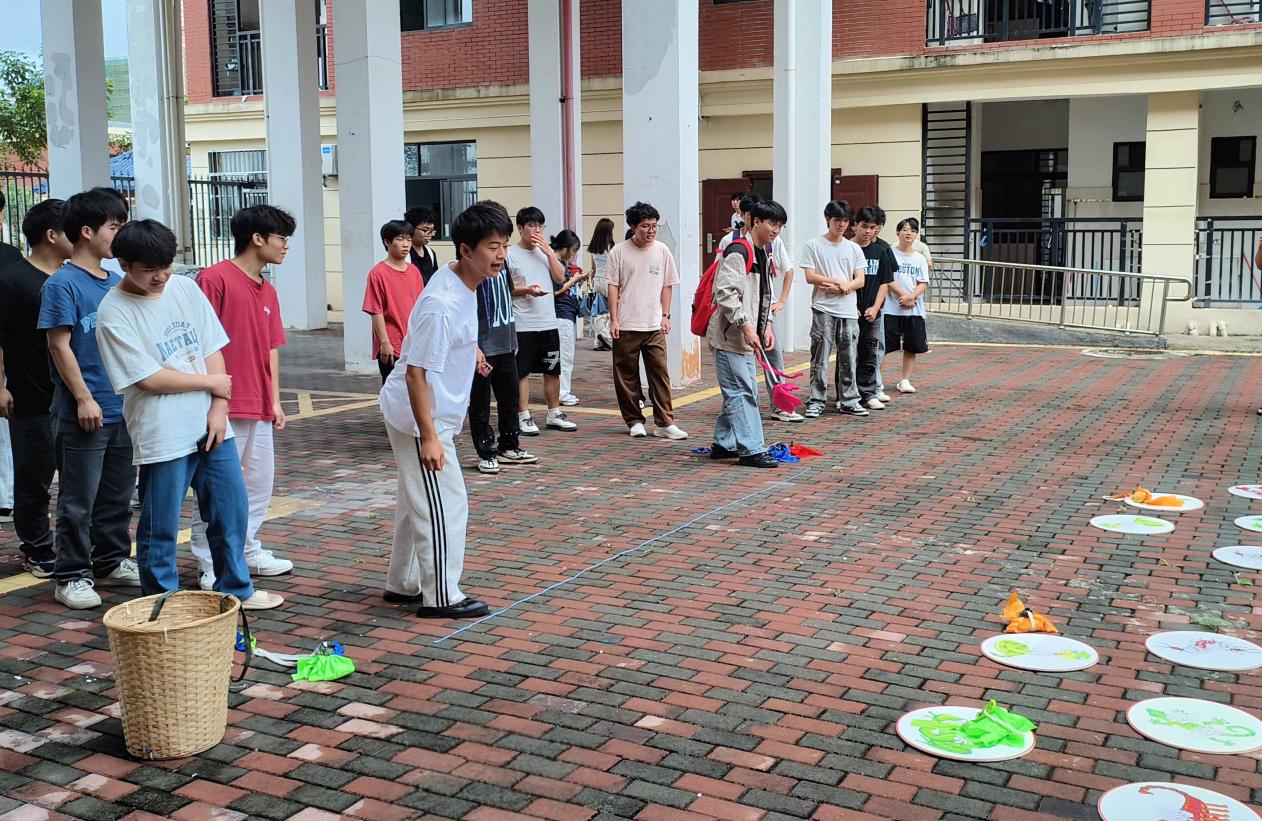 “打五毒”民俗游戏体验(小尺寸)