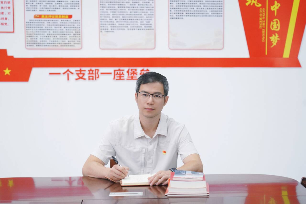 黄凯 博士