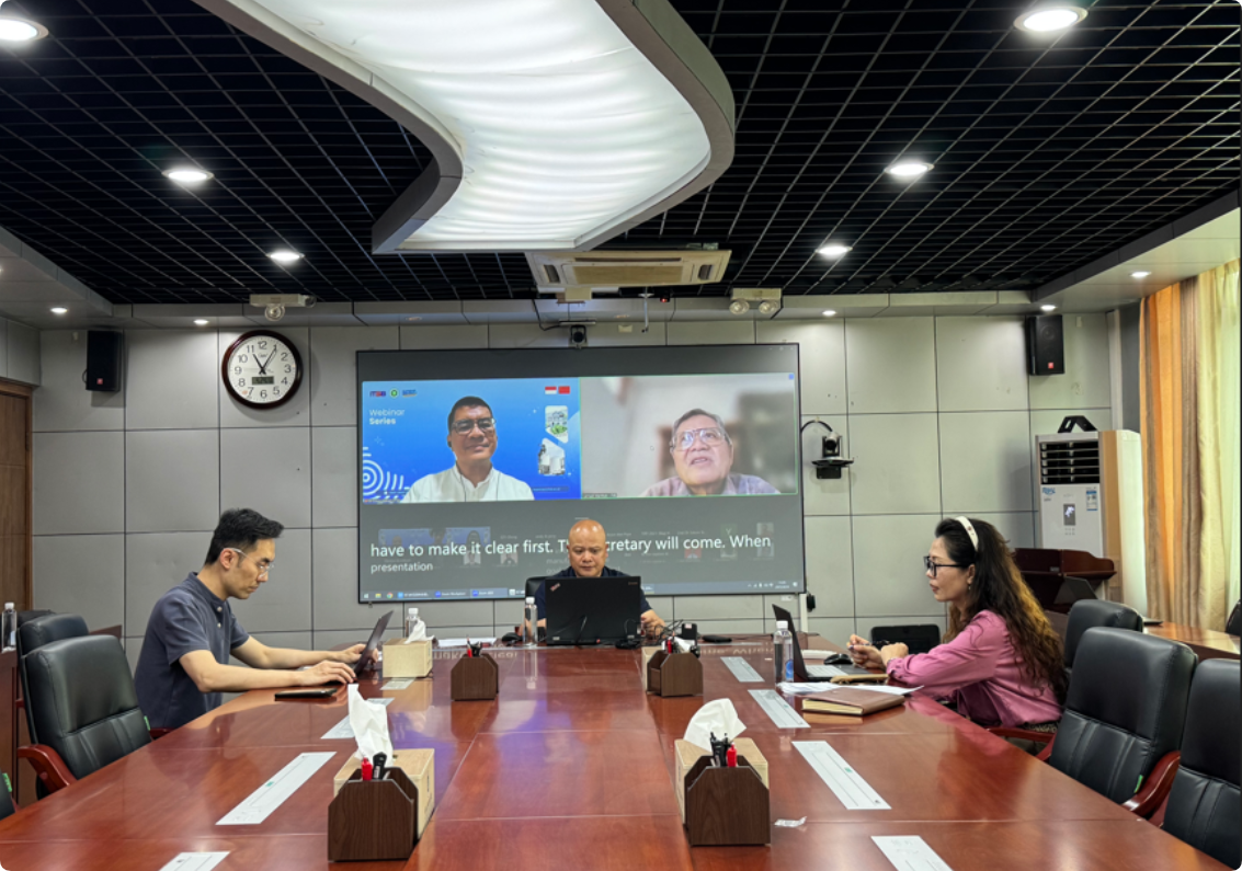      我校与印度尼西亚万隆科学技术学院联合举办系列线上培训会