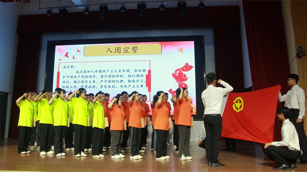 c60834cdfa474baf87a904c2a3249b57.jpg