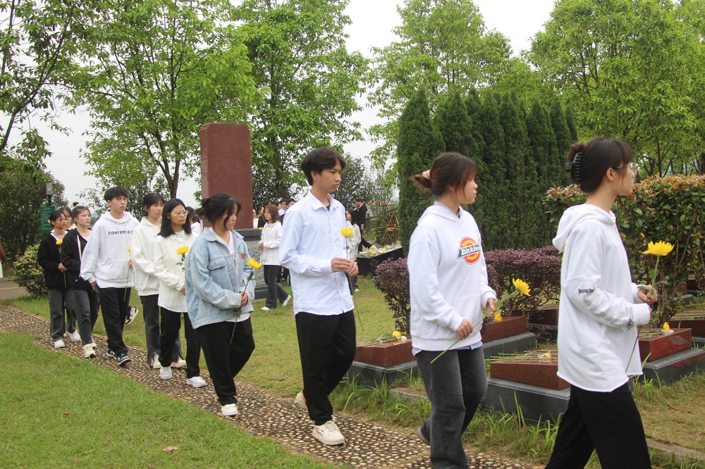 ce08975342254dc4bb91a4293d2fa843.jpg