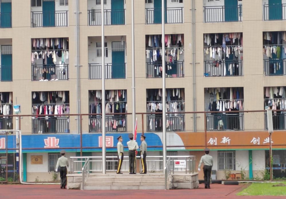 幼师教育学院举行“维护国家安全，厚植爱国情怀”主题升旗仪式