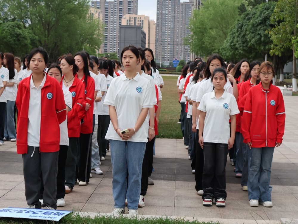 国旗下的讲话现场