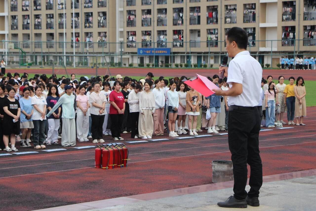 幼师教育学院/纺织服装学院开展2025年春季期消防演练活动
