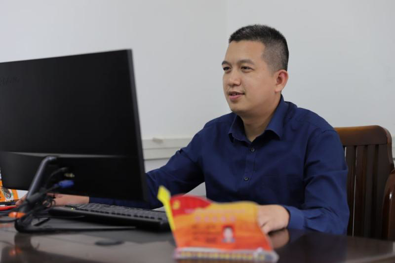 智能制造领域的辛勤耕耘者——记广西优秀教师、广西技术能手杨铨