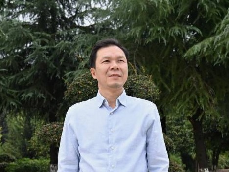 优秀校友——石竹胜